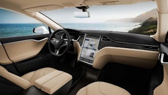 Tesla komt met autoverzekering die real time rijgedrag scant
