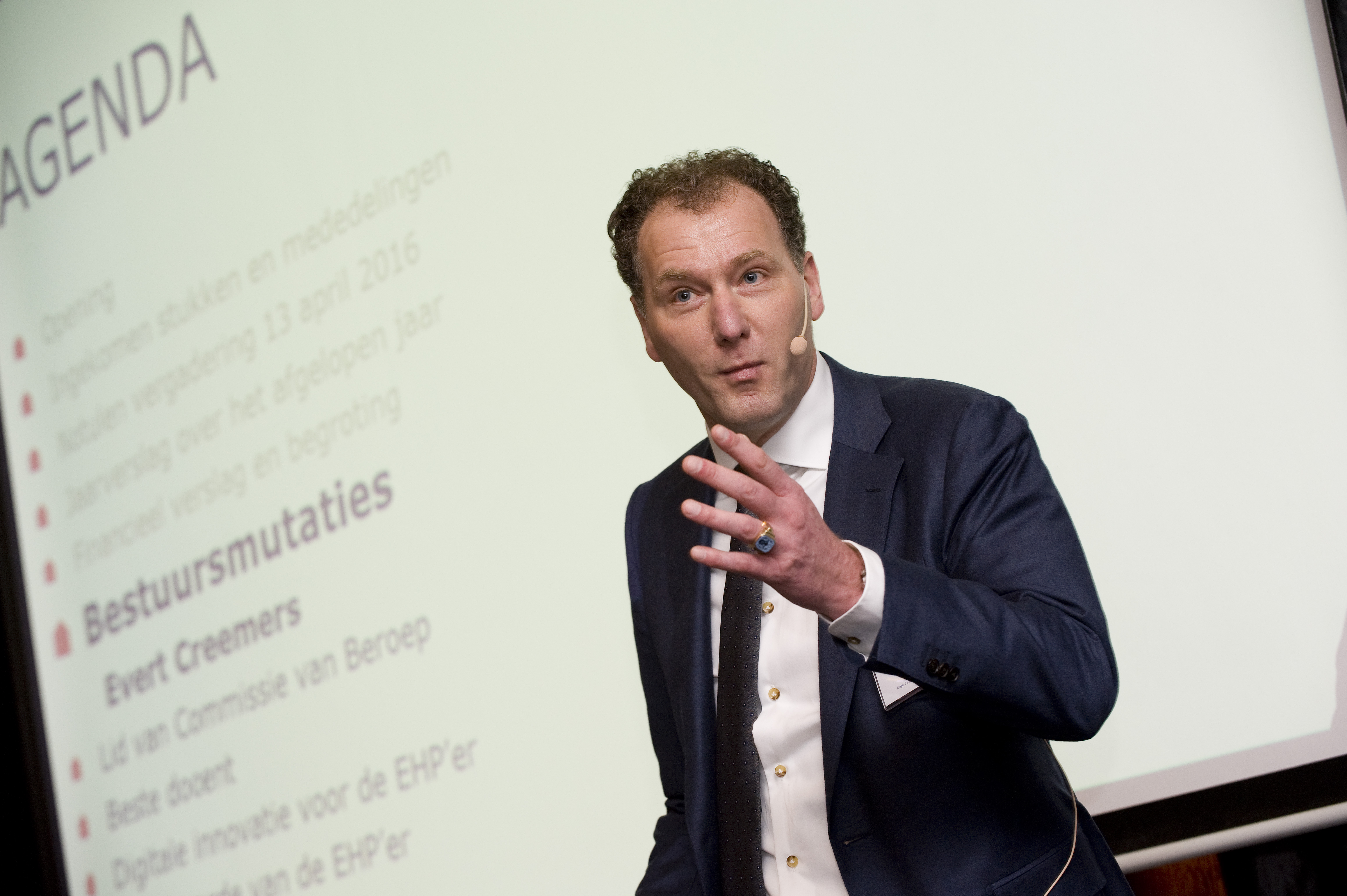 Houten 12-04-2017
ALV NVHP
Foto Raphael Drent