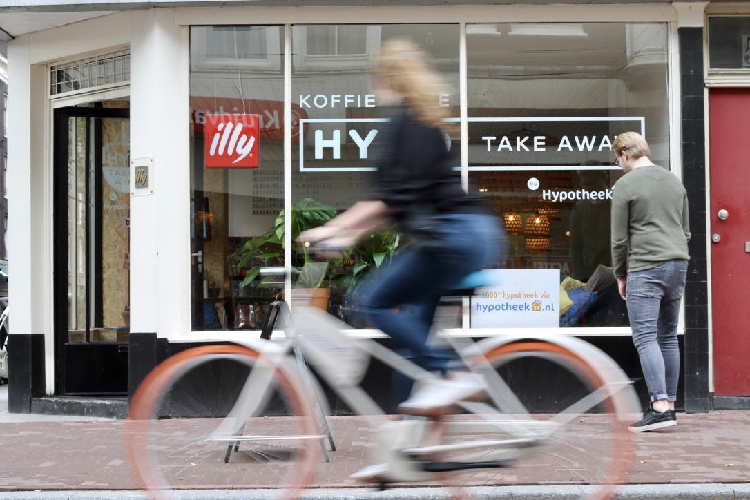 Hypotheek24.nl bedient de millennial en opent 'Hypo TakeAway-koffiebar'