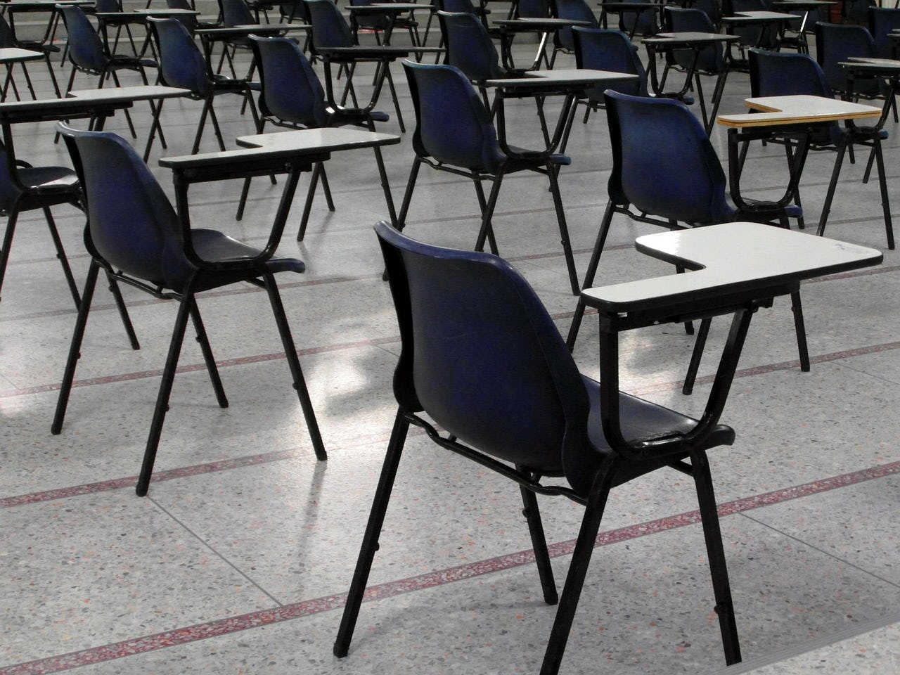 Tarieven Wft-examens gaan 10% omlaag