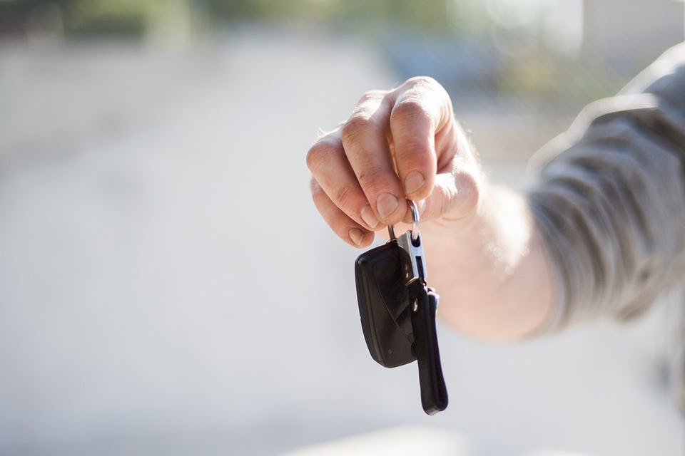 Poging om verzekeraar op te lichten mislukt door autosleutels