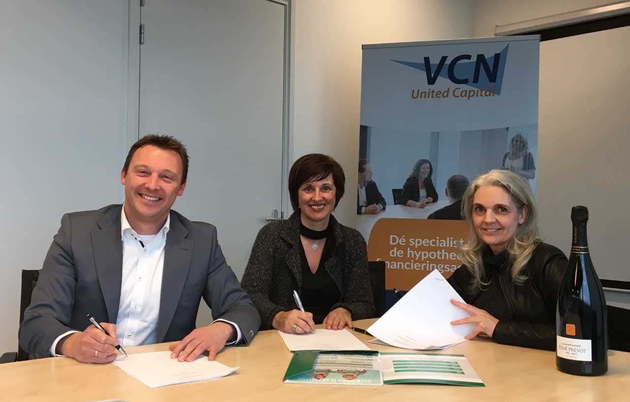 v.l.n.r.: Mike Verbeek (BNP Paribas), Franca Cleton (VCN UC) en Mary van Aken (VCN UC).