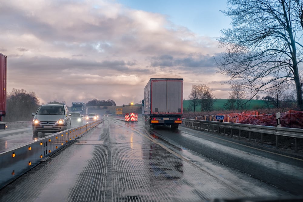 Premies voor vrachtwagens en bussen 15 procent hoger bij Allianz