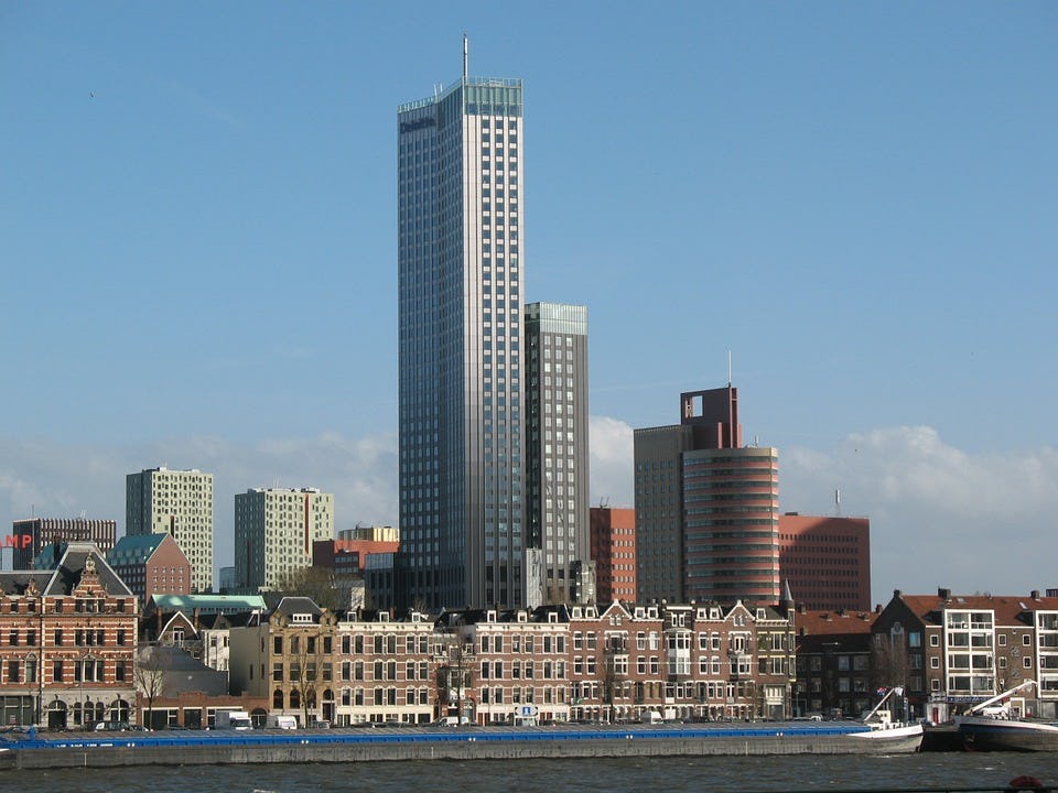 Prijzencircus woningmarkt: Rotterdam steekt nu Amsterdam naar de kroon