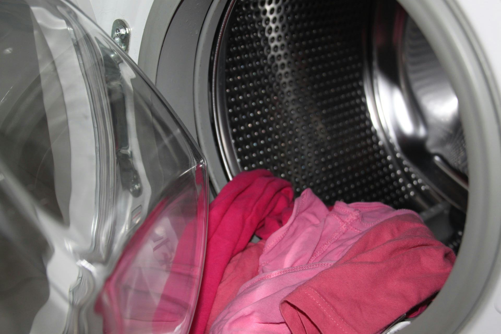 Adviseur kan beloofde korting niet afkopen met tweedehands wasmachine en droger
