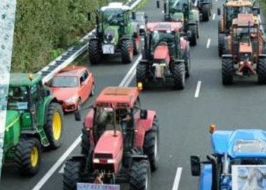 Wat als een protesterende boer op de snelweg schade rijdt aan uw auto?