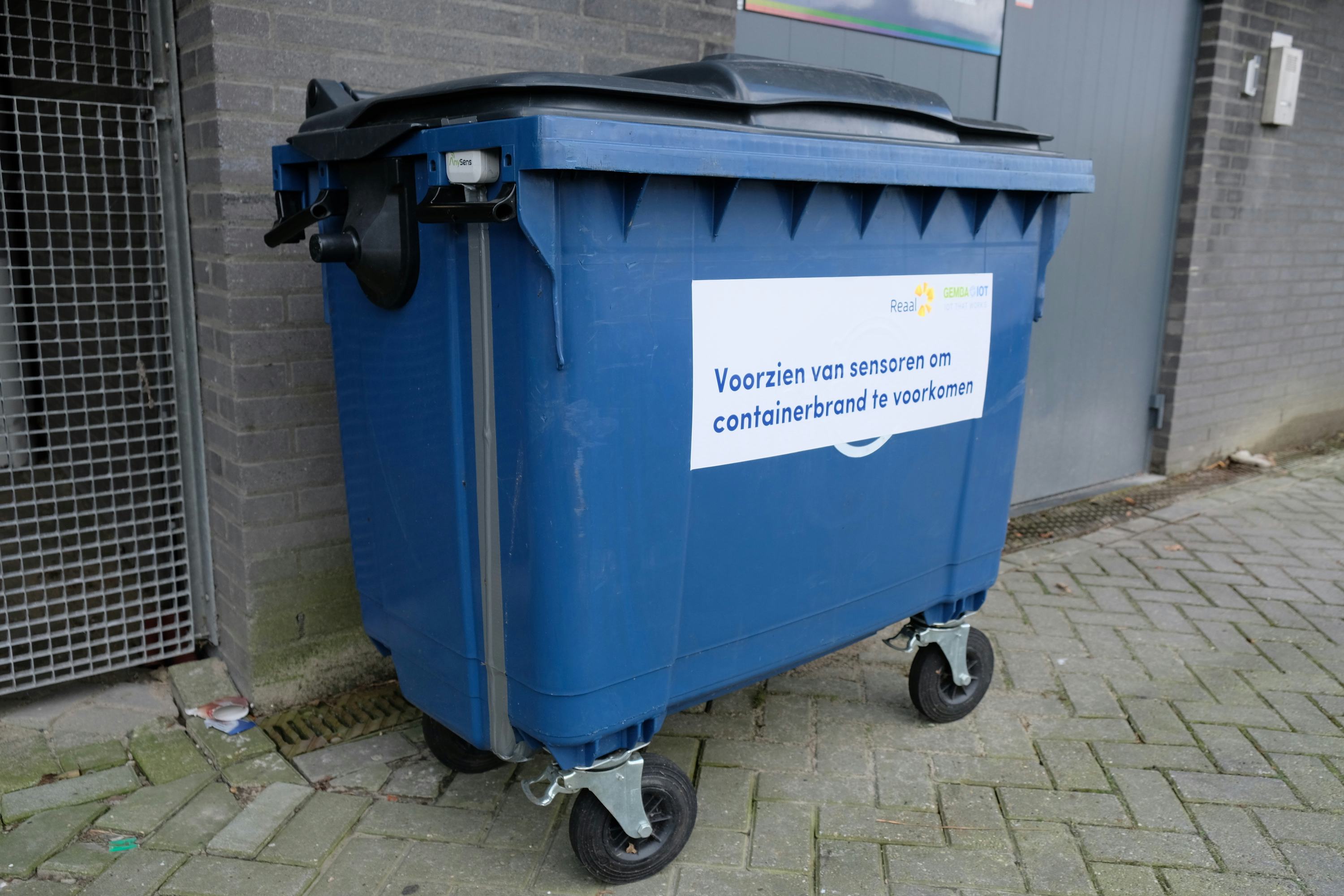 Innovatie: Reaal plaatst sensors in afvalcontainers om branden tegen te gaan
