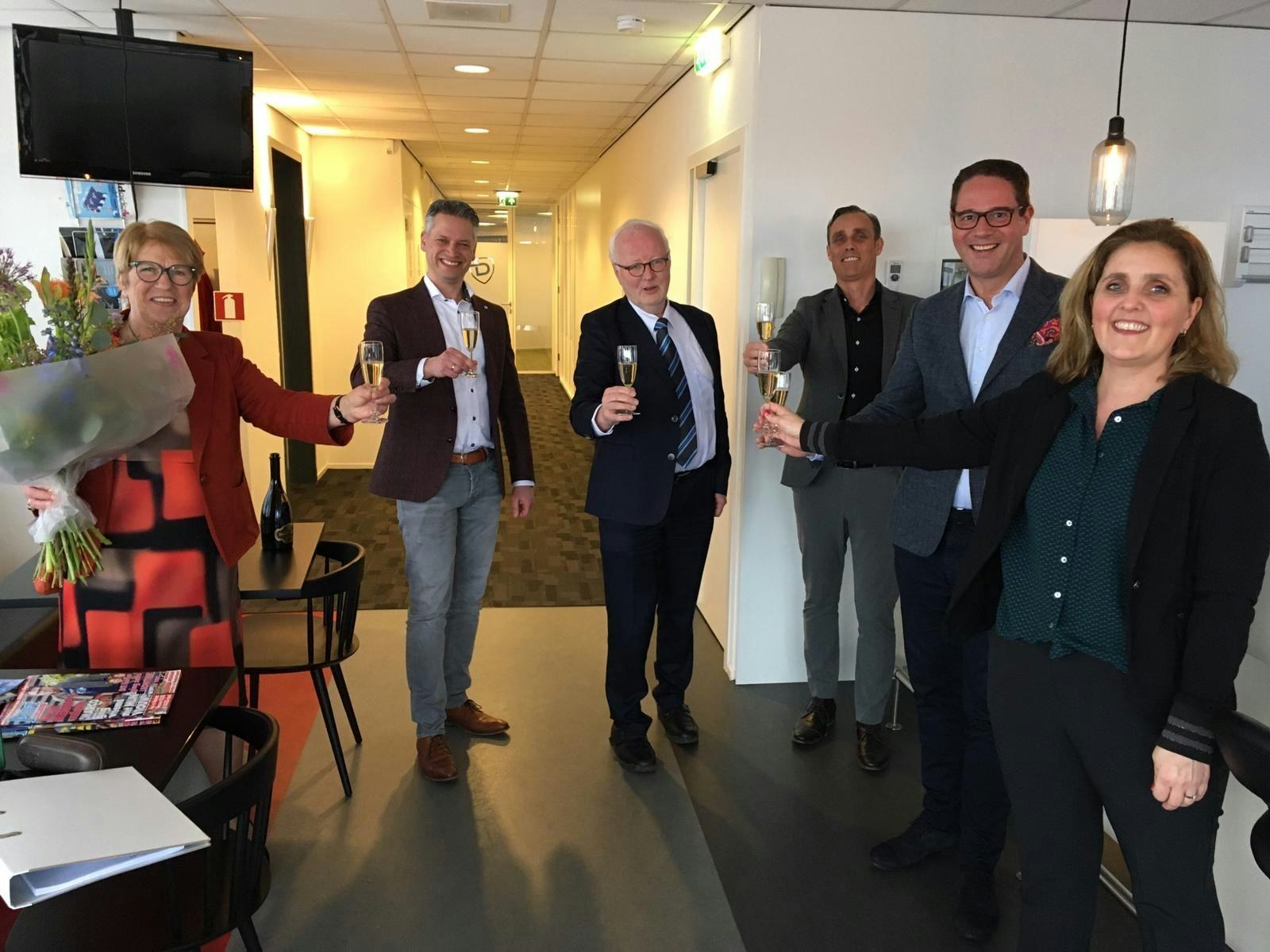 Marleen Kroezen-Koeman, Patrick de Jong, Klaas Kroezen, Marc Diks, Michael de Nijs, Ilse Engelberts-Diks.