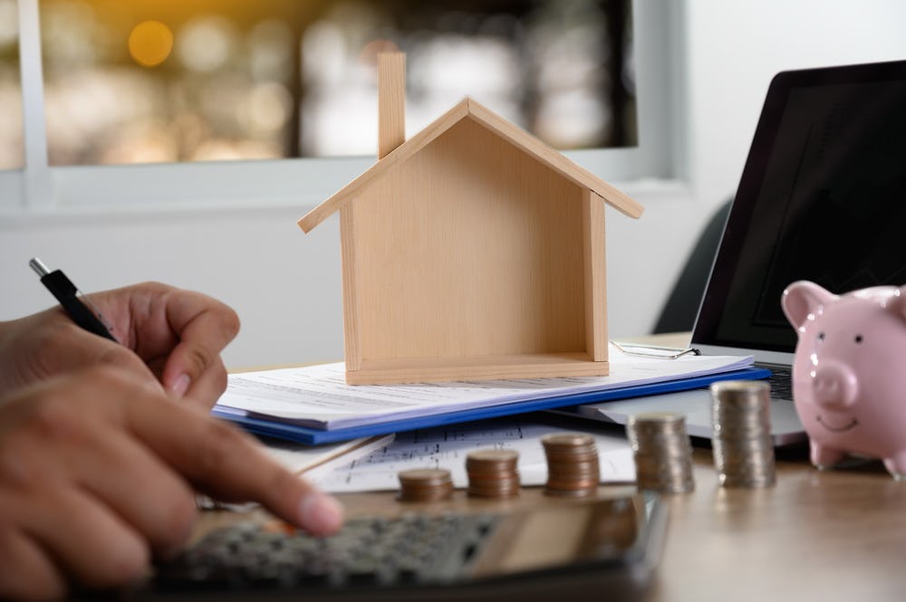 AFM: '90 procent van hypotheekbezitters gebruikt spaargeld bij verduurzaming'