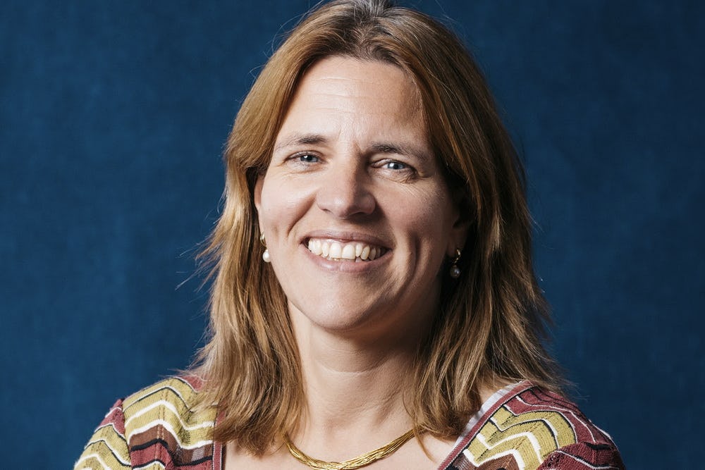 AMtopvrouwen Karin Bos (Achmea): 'de verzekeringssector is heel interessant voor jonge mensen'