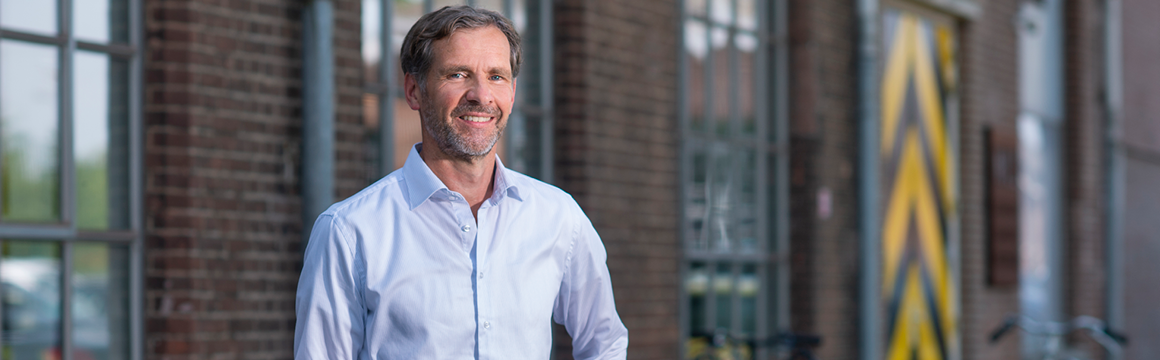 Van Staveren: 'Maak het uzelf als risicoadviseur niet te moeilijk. Begin met 3 relaties waarvan u weet dat ze openstaan om met een nieuwe blik naar hun risico’s te kijken.'