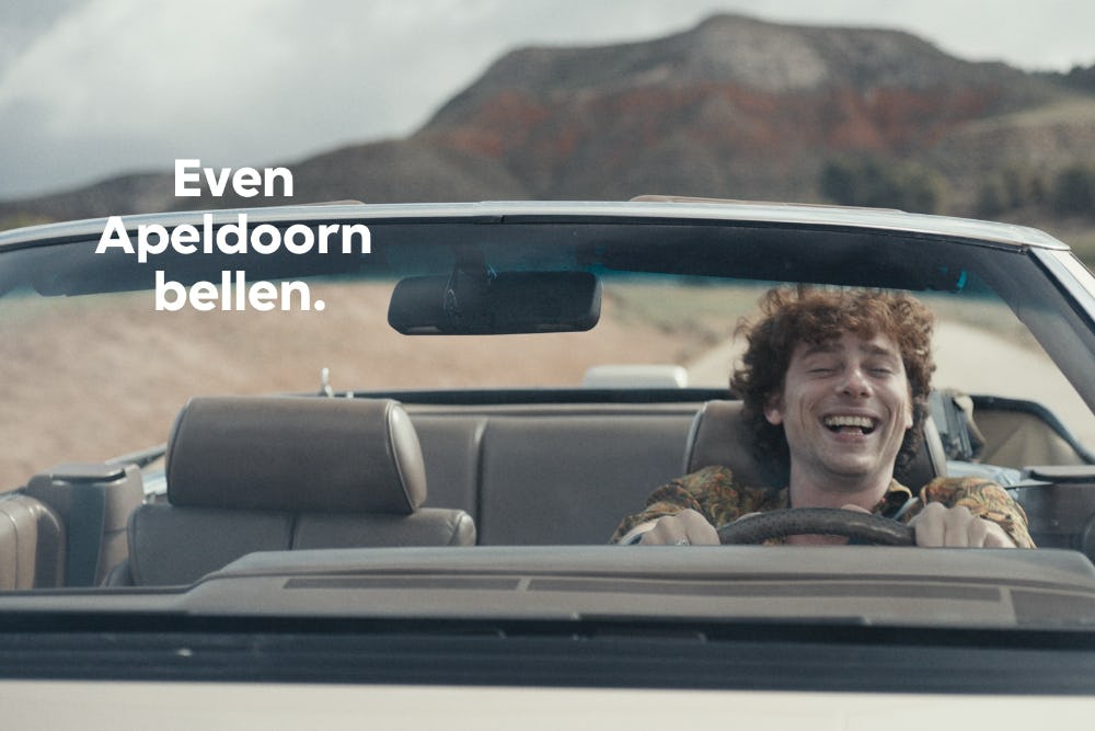 Centraal Beheer brengt 'Even Apeldoorn bellen'-commercial terug