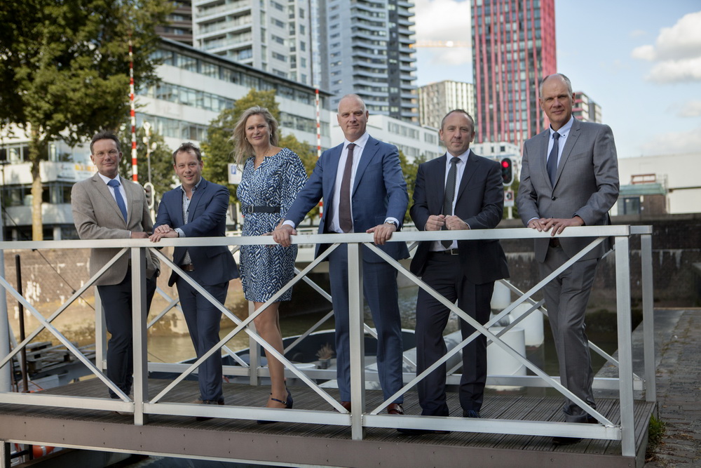 Klaas Brand, Joost Groot, Francie Peters, Michiel Jongeneel, Stefan Meerkerk en Bart Hoogstad (van links naar rechts).