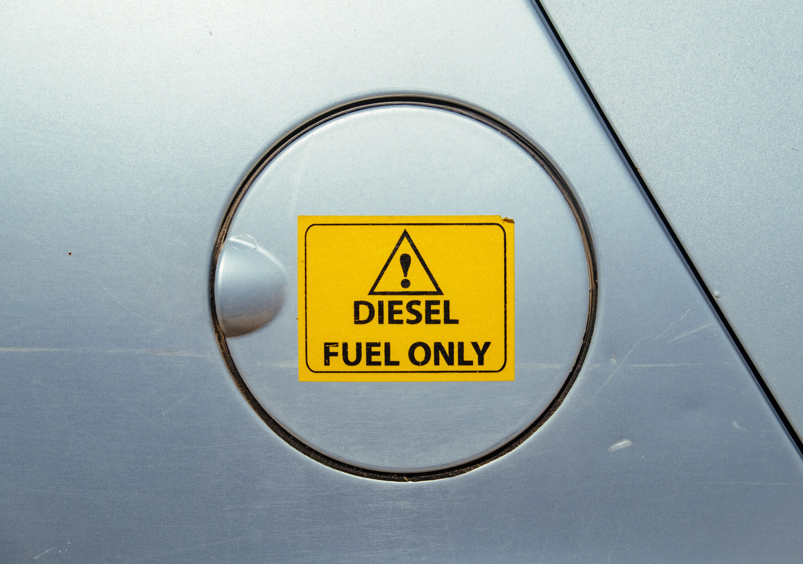 Terwijl menigeen het tanken van de verkeerde brandstof toch als 'een beetje dom' zal aanmerken, moet de schade toch vergoed worden.