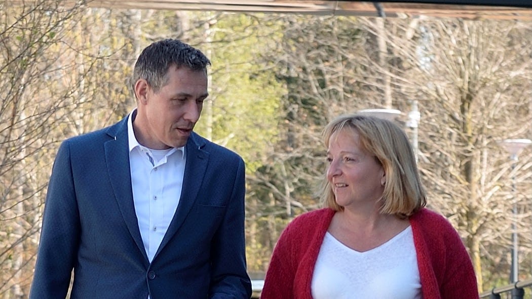 Margreet Drijvers en Walter Lammerse in gesprek over het belang van een arbeidsongeschiktheidsverzekering.