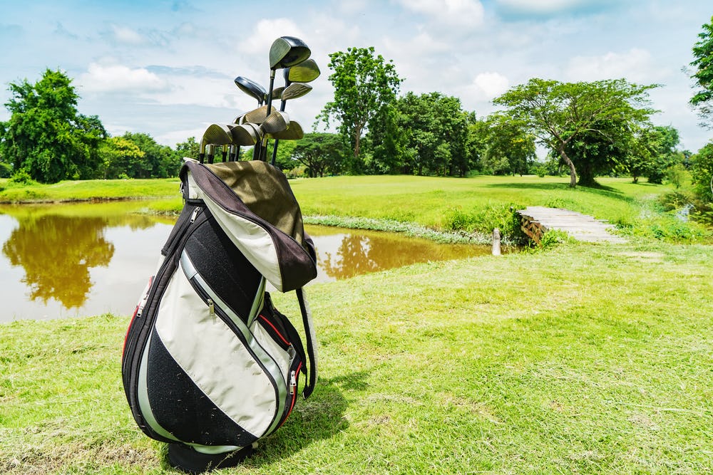 Golfer krijgt golftas vergoed vanwege summiere polisvoorwaarden Ansvar