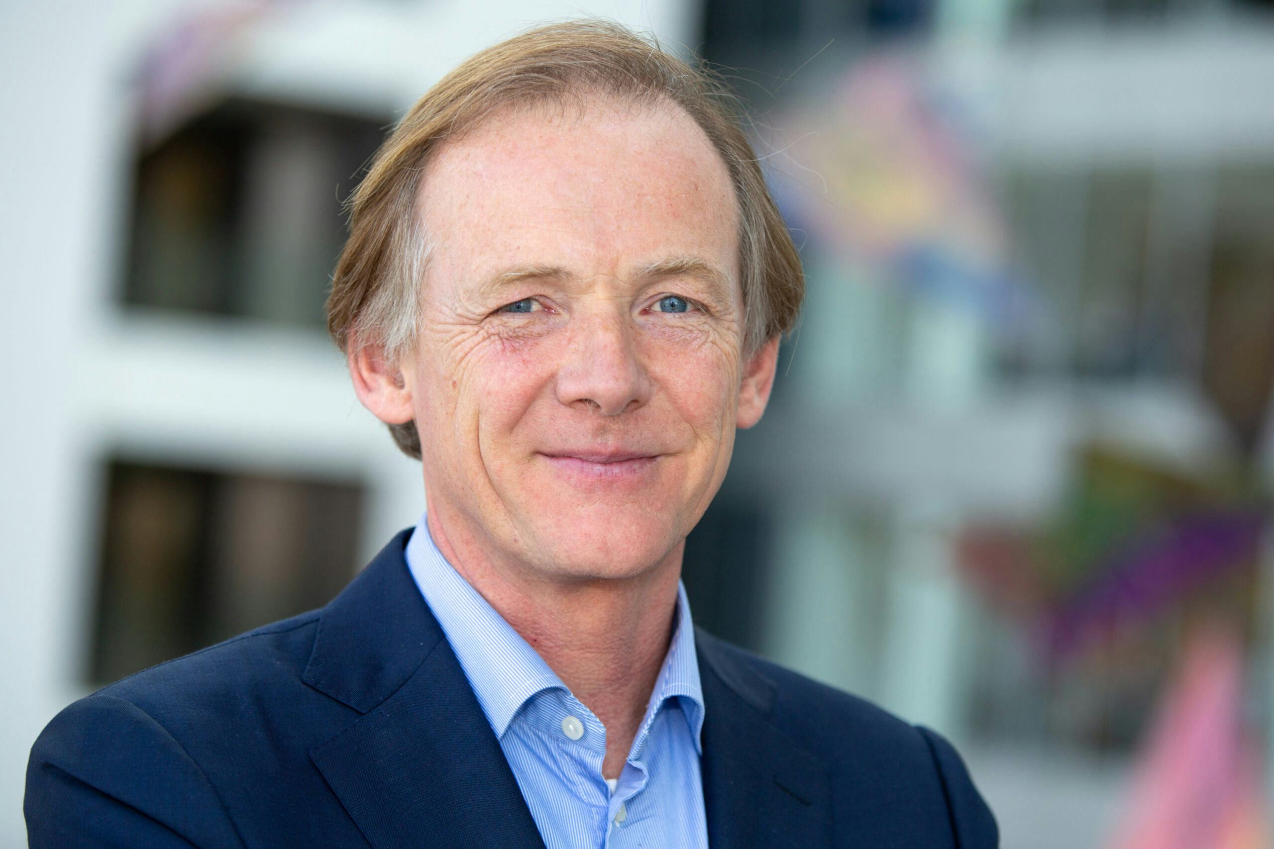 Peter Bommel volgt Pieter Jongstra op als voorzitter RvC APG