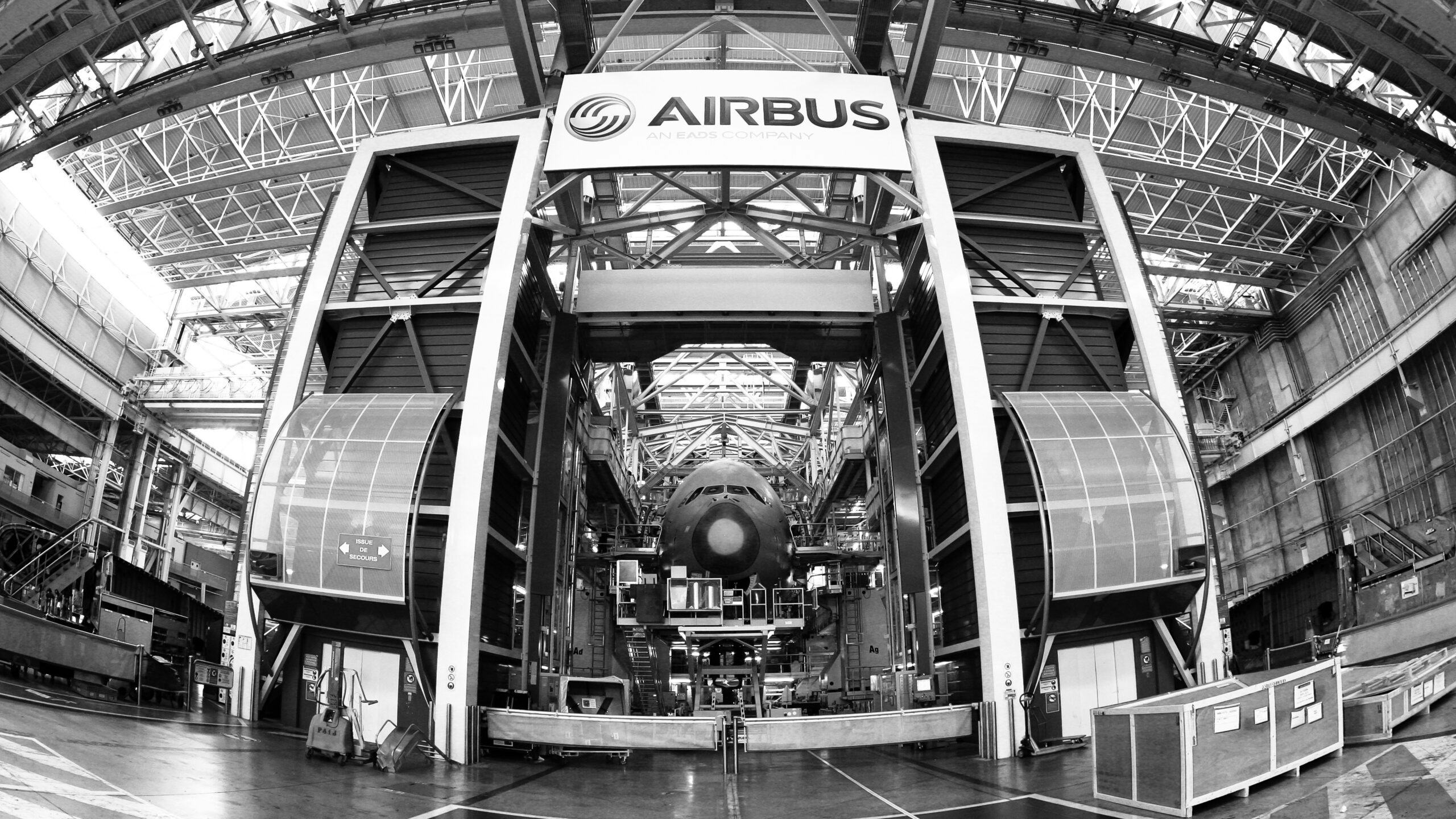 Airbus, statutair gevestigd in Leiden, is een van de deelnemers in Miris.