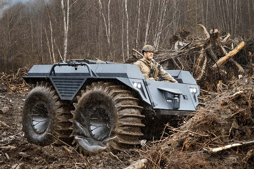 Foto: Mission Master XT het autonome voertuig uit de fabriek te Ede - bron: Rheinmetall