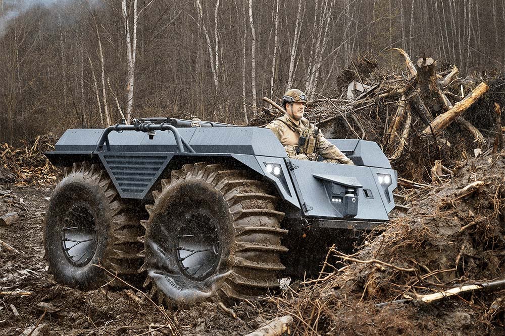 Foto: Mission Master XT het autonome voertuig uit de fabriek te Ede - bron: Rheinmetall