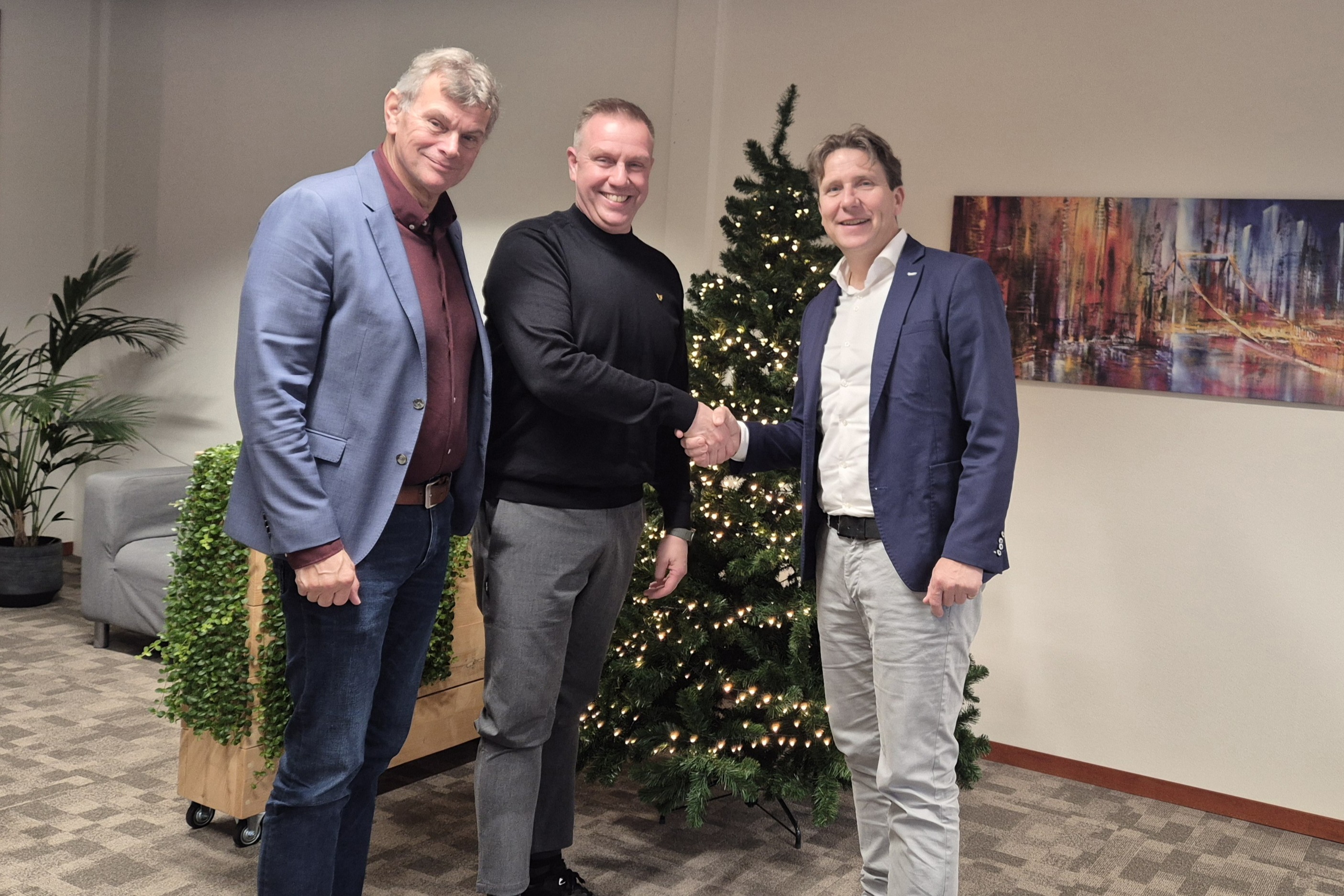 V.l.n.r. Mark Alberts (Klaverblad), Roeland Vranken (Confident Limburg BV) en André Verhagen (Klaverblad)