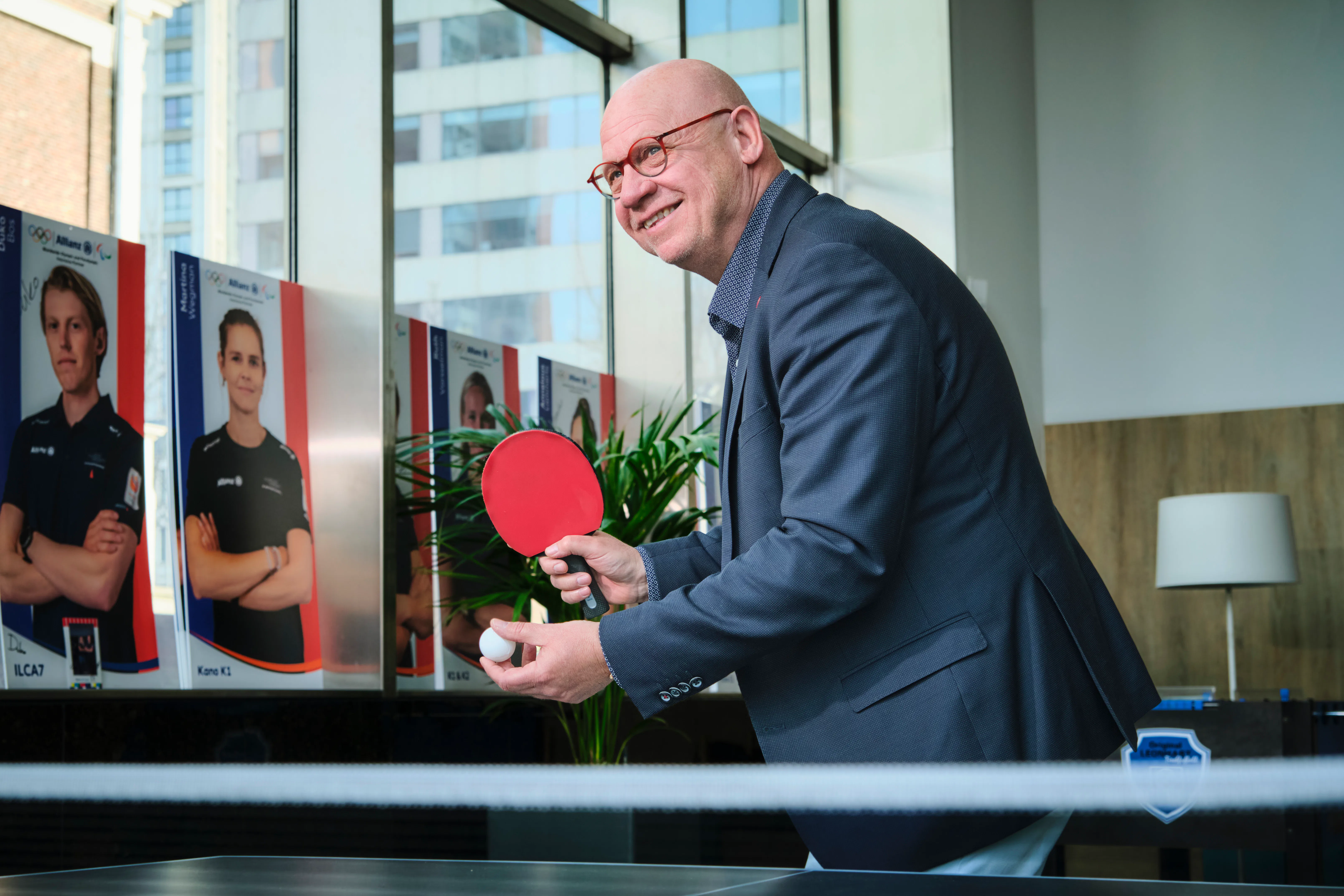 Allianz is wereldwijd partner van de Olympische en Paralympische Spelen. Hans Visser: “Sport staat voor samenwerken, focussen en elke dag beter worden. Die mentaliteit leeft bij ons."