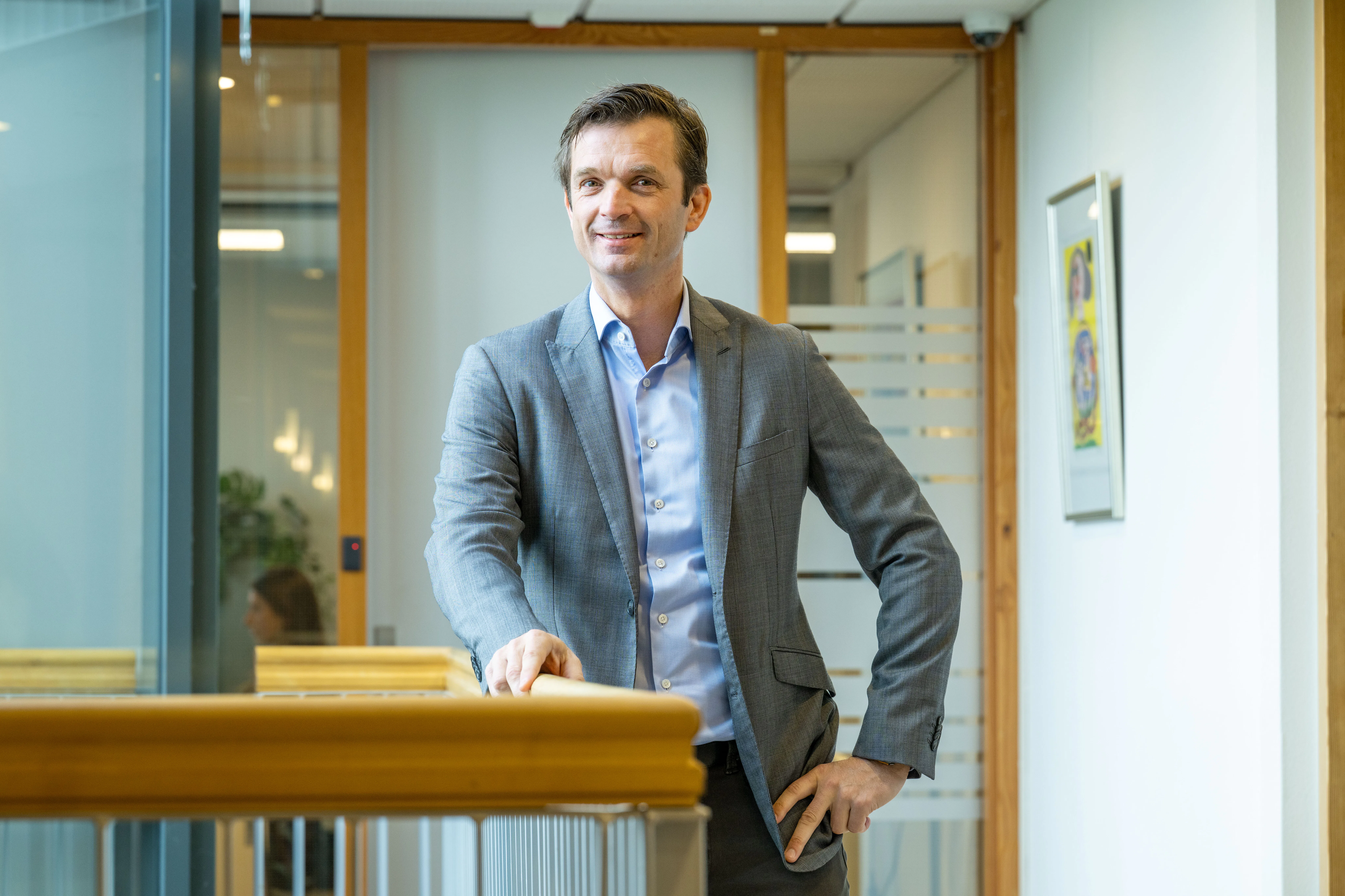 Janwillem Fidder: “Wie het digitale stuk slim organiseert, wint tijd voor het menselijke stuk. En daar zit de echte waarde van het intermediair.”
