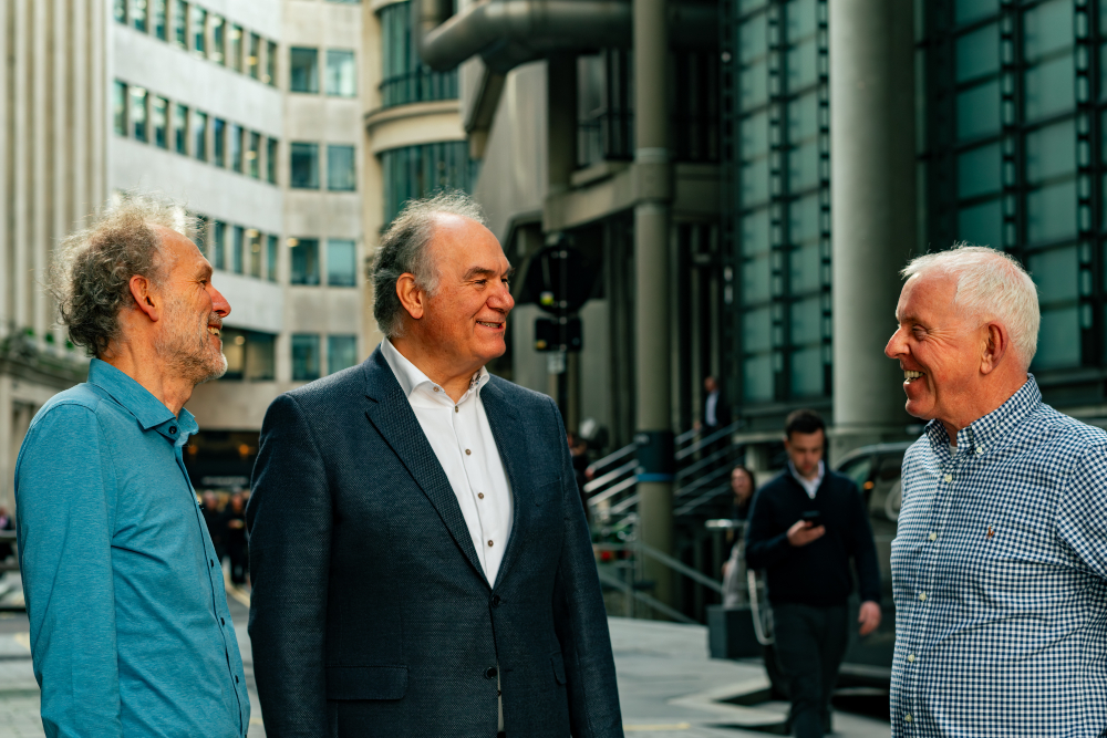 Voor Lloyd's of London, begin maart dit jaar. V.l.n.r.: Jelte Buikema (ClubZeker), Ralph van Helden (Licent) en Kasper Huizinga (ClubZeker)