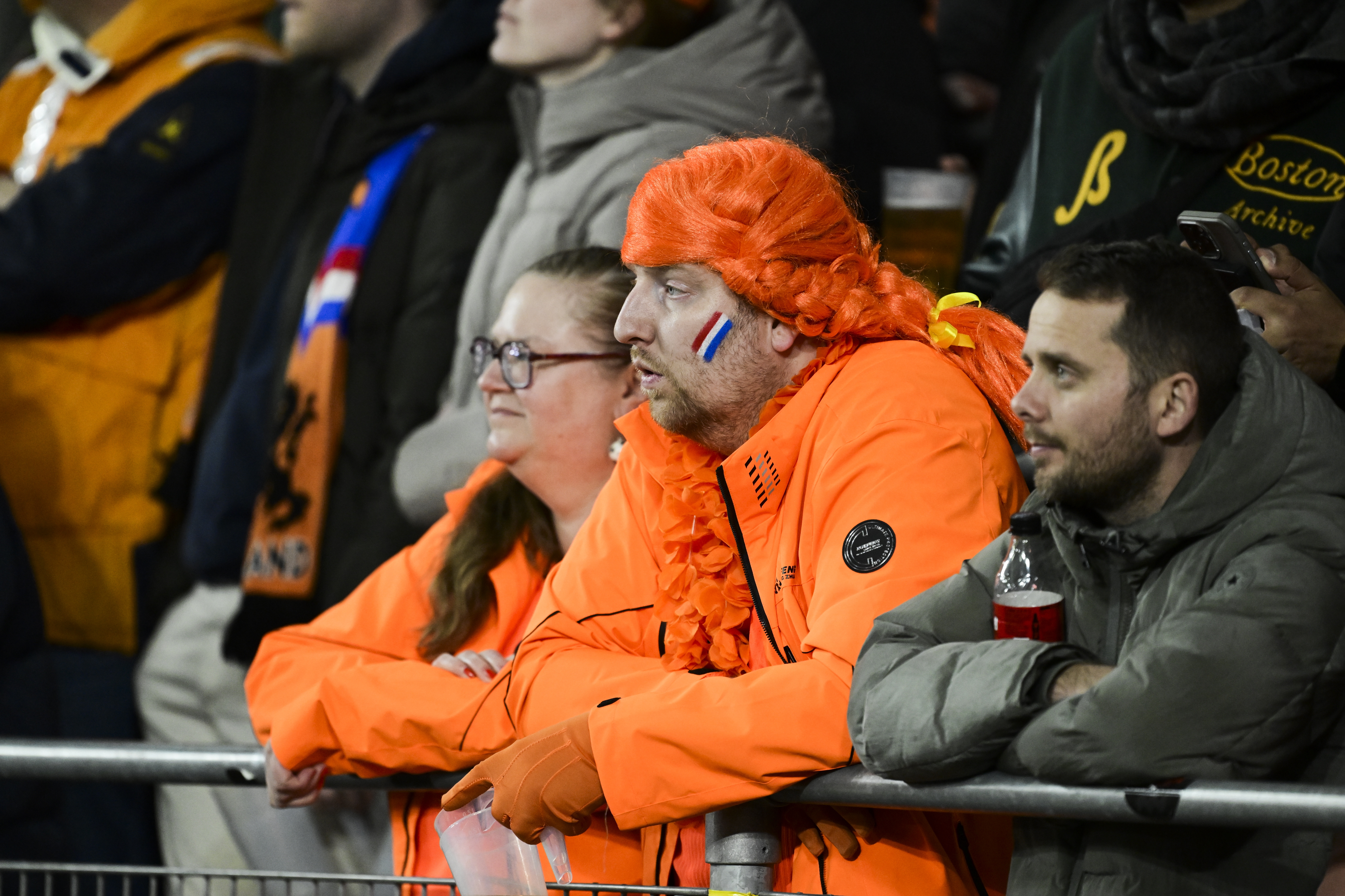 Supporters tijdens de vriendschappelijke Interland wedstrijd tussen Nederland en Ecuador in het Philips stadion op 31 maart 2026 in Eindhoven, Nederland (beeld: OLAF KRAAK / ANP)