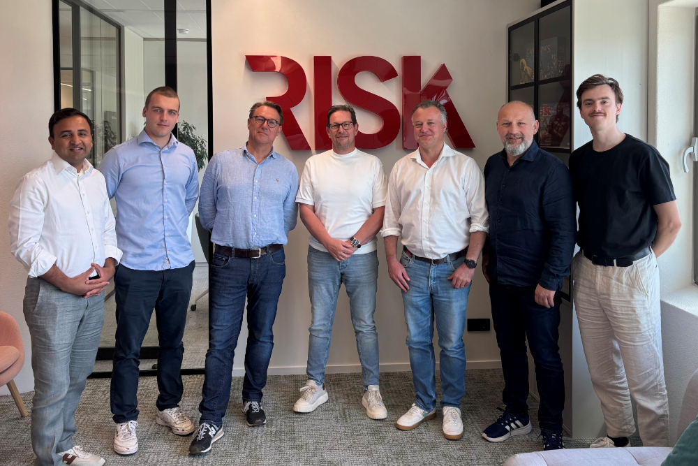 Van links naar rechts - Mushtaq Rehman, Thijs Kavcic, Johan Bogaard, Harm Vollmuller, Taco van Wachem, Peter Hoitinga, Elout Crasborn