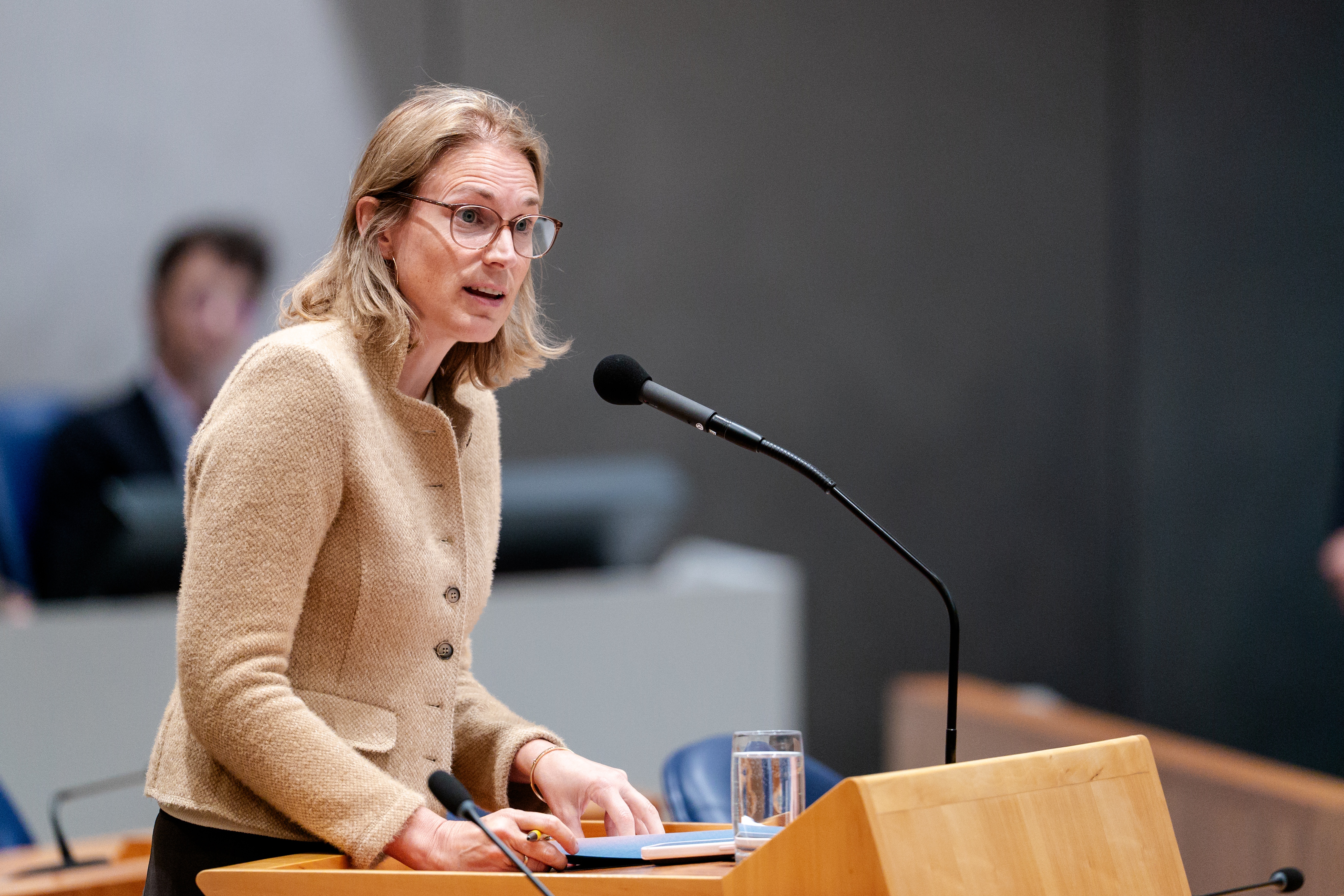 Minister Elanor Boekholt-O'Sullivan (D66) van Volkshuisvesting en Ruimtelijke Ordening (beeld: John Beckmann / ANP)
