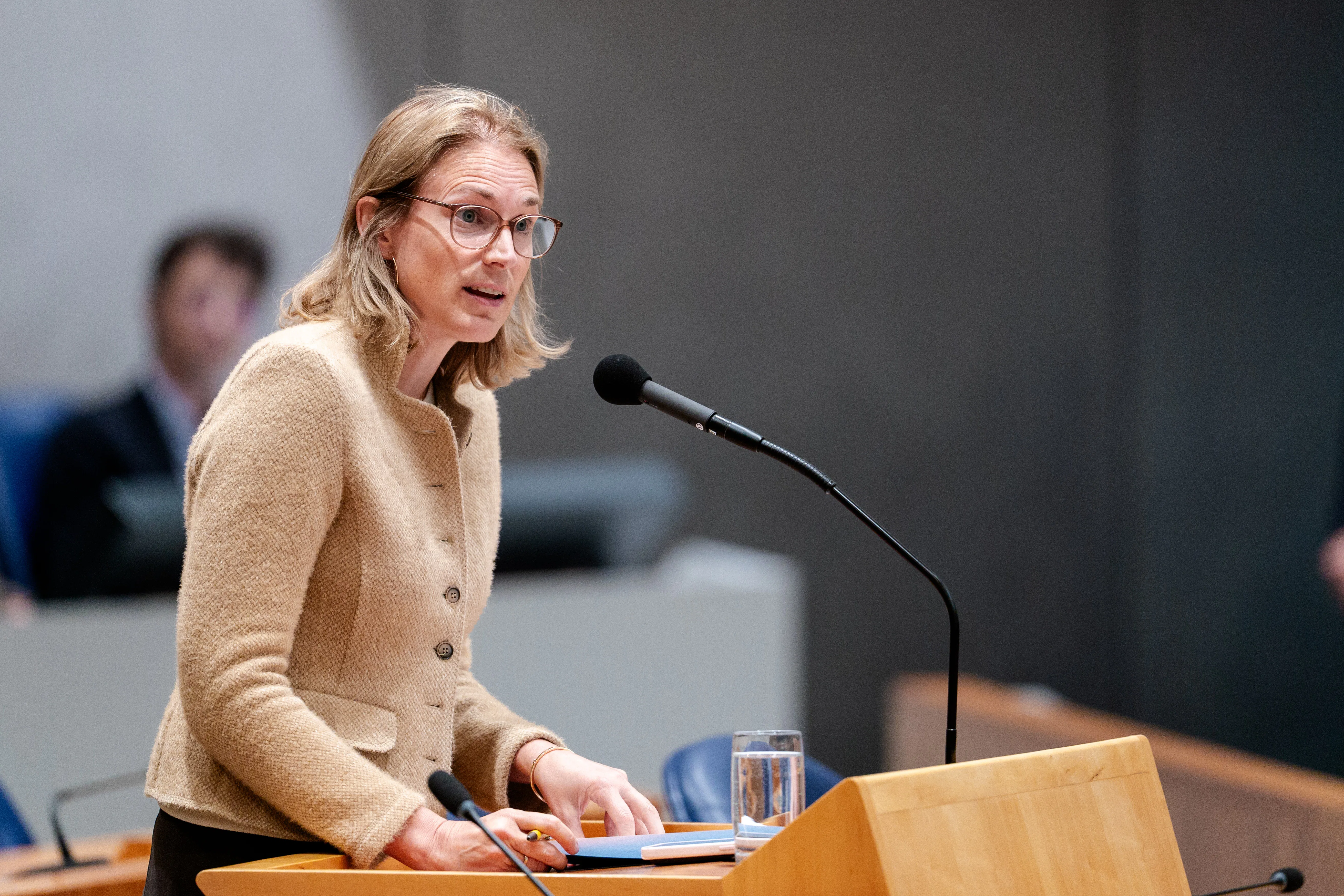 Minister Elanor Boekholt-O'Sullivan (D66) van Volkshuisvesting en Ruimtelijke Ordening (beeld: John Beckmann / ANP)