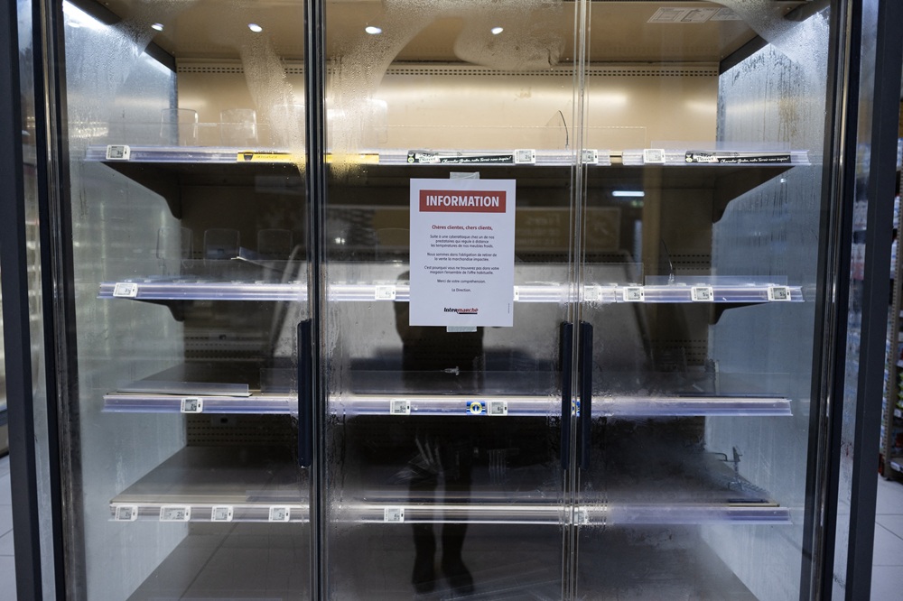 Lege schappen bij de Intermarche | Beeld: ANP